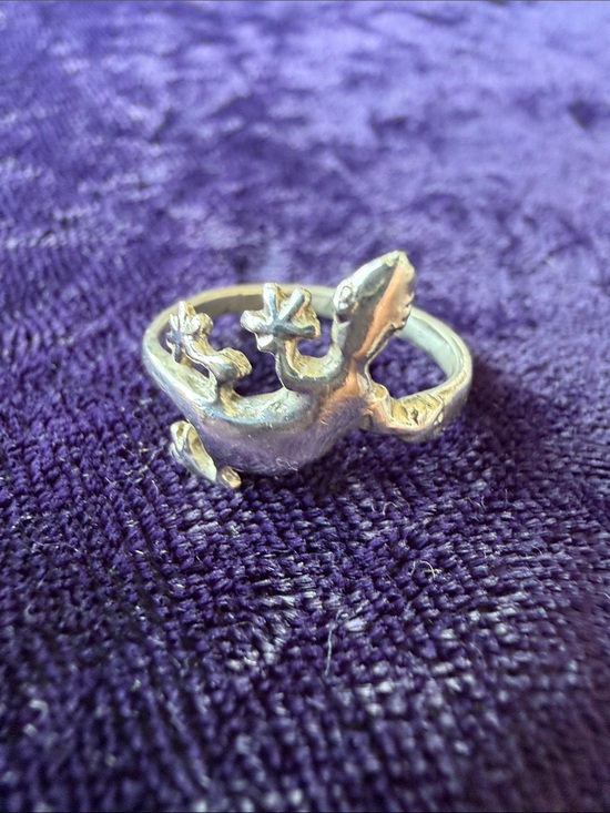 Jewelry - Vintage 925 sterling silver reptile lizard ring, adjustable size